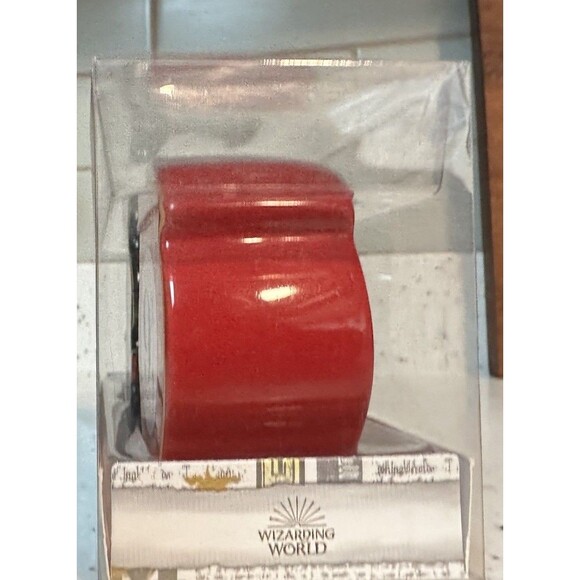 Harry Potter Hogwarts Express Ceramic Salt and Pepper Shaker Set New - Picture 5 of 6